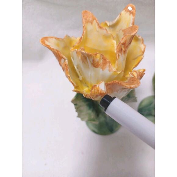 2 Pc Chelsea House Porcelain Lily Flower 7" Candlestick Holders Yellow Vnt - Picture 9 of 15